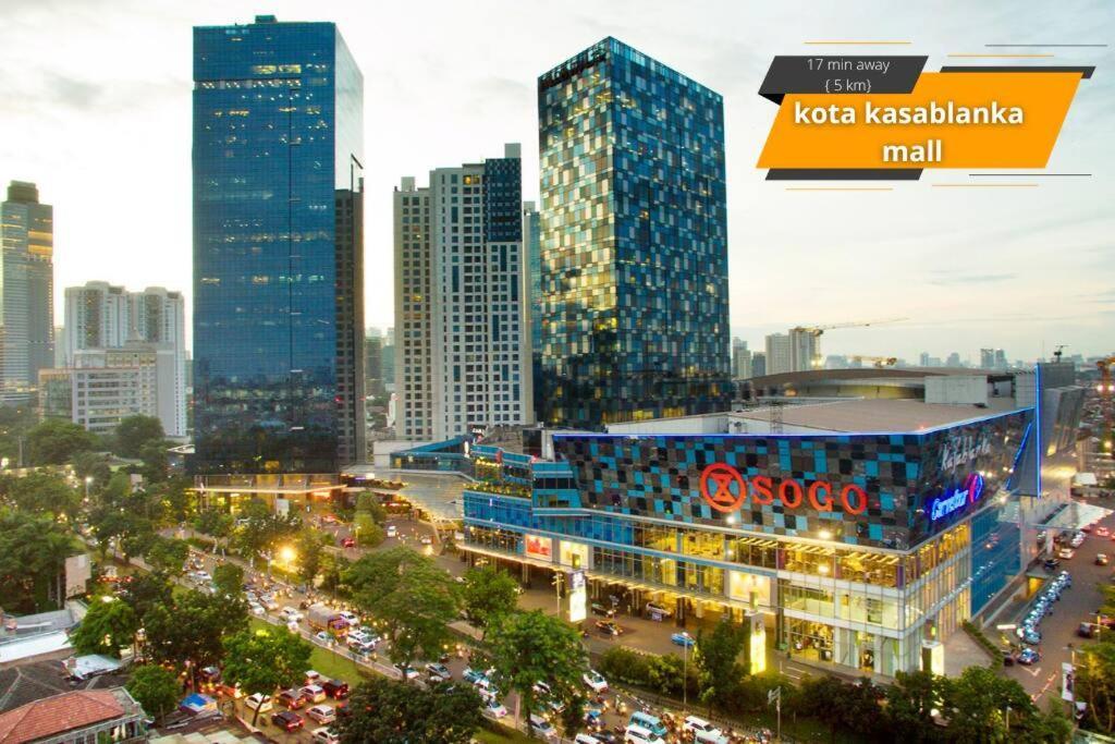 Modern & Comfy Studio In Central Jakarta, Scbd Kültér fotó